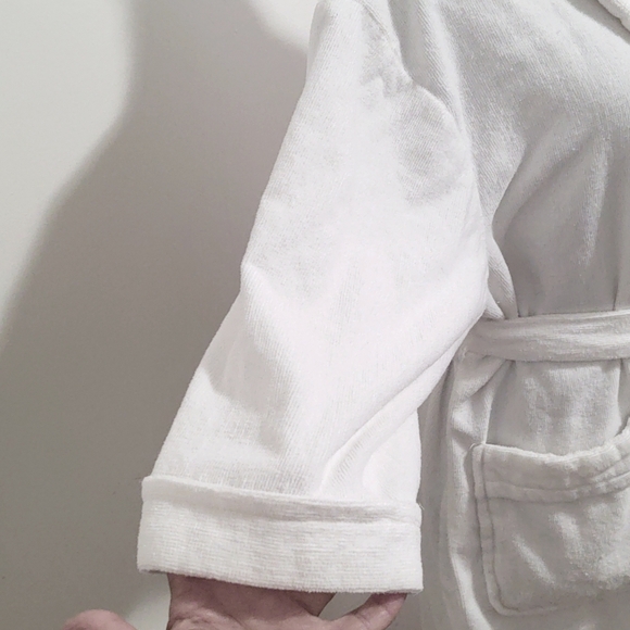 DOVE Women White Robe with Blue Logo - Picture 5 of 8